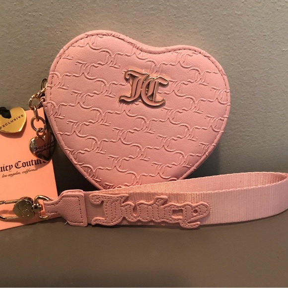 Juicy Couture Forever Heart Zip Around.Color is Light Pink. - Picture 1 of 4